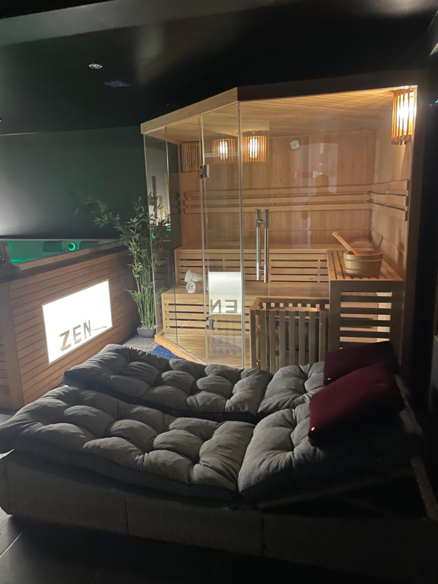 Linfinity Bed & Breakfast Baillonville Dış mekan fotoğraf